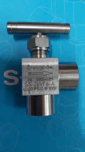 SWAGELOK NEEDLE VALVA 1/2