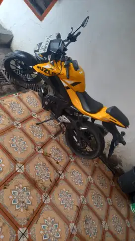 Motor suzuki gsx-s 150 cc thn 2023 warna kuning plate polisi BG