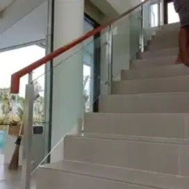Railing tangga stainless minimalis@