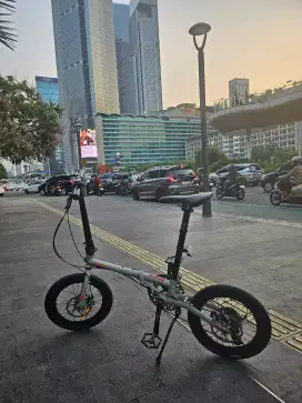 Element Troy 16 inch