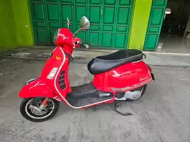Vespa Piaggio GTS Super 150 2014