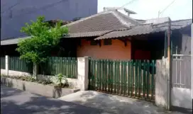 Jual Rumah Tebet Timur, Luas Tanah 230 m, Jalan 2 Mobil