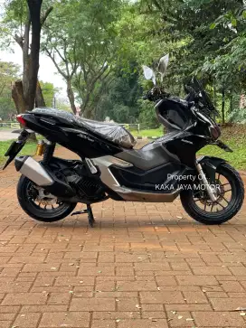 New ADV 160 CBS 2023 HITAM ISTIMEWA