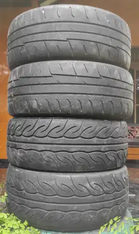 Ban semi slick r16 di Parung