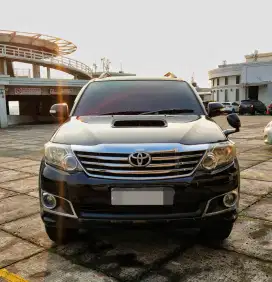 Toyota FORTUNER VNT G 2.5 AT Diesel 2012 TDP 15 jt