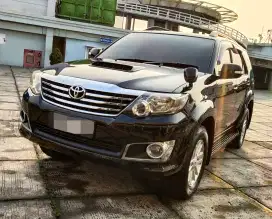 Toyota FORTUNER VNT G 2.5 AT Diesel 2012 TDP 15 jt