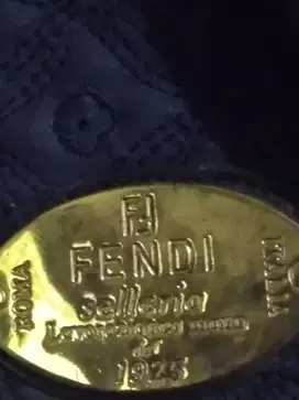 Tas kulit wanita merk FENDI ITALIA ORI