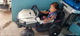 Mobilan aku anak .