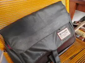 Tas selempang merk bodypack