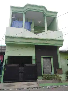 Rumah 2 lantai full bangunan puri indah