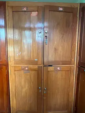 Lemari Kayu Jati Asli Bekas.