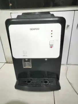 Dispenser Denpo baru 3 bln pakai dr gres.