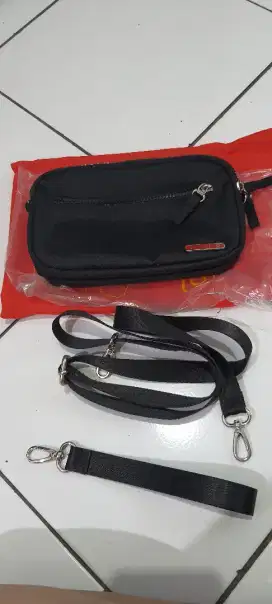Tas merek ovio(Black)