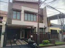 RUMAH MEGAH GRESS KEREN DI BILLYMOON PONDOK KELAPA