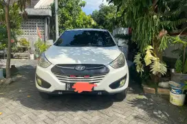 hyundai tucson 2.0 GLS automatic