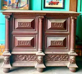 Dijual Bufet Antik