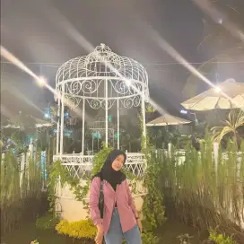 Sedang mencari pekerjaan sebagai Admin, Finance atau Accounting