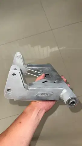 Engine Mounting 5cm Arm Aerox Repaint Silver