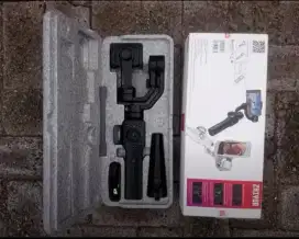 Gimbal Stabilizer Zhiyun Smooth 4