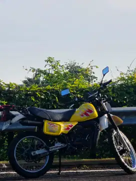 Suzuki TS 2003 Kuning Petir (Last Edition)