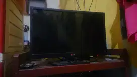 Televisi lg 22 Inc bekas