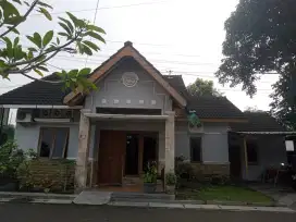 Dijual Rumah Lokasi Strategis