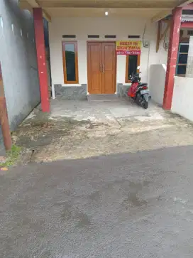 Rumah disewakan