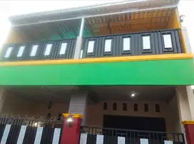 Dijual rumah mewah 2 lantai lokasi perumahan tengah kota