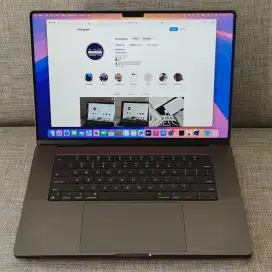 Macbook Pro M3 Pro 16Inch 18/512Gb Space Black Garansi Ibox Mei 2026
