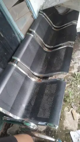 kursi tunggu dan kursi kantor
