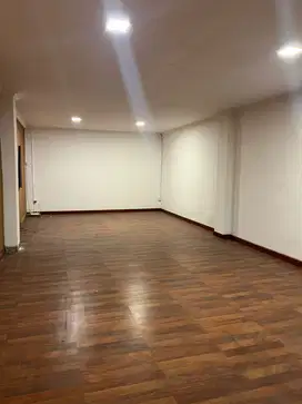 Ruko 4,5 Lantai Lokasi Strategis di Jl. A. Yani, Bandung