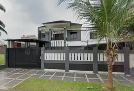 Bangunan kokoh dan terawat juga bebas banjir