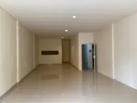 Disewakan Ruko 2 lantai lokasi strategis di komersial area