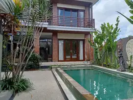 VILLA CANGGU 3 BEDROOMS