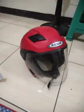 HELM ZEUS JUAL MURAH