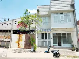 Rumah dijual di Omaview Cemorokandang Buring Malang