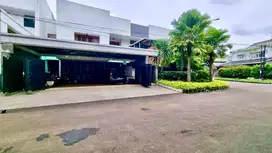 Dijual Rumah Bintaro Sektor 7 Hook ada Swimming Pool