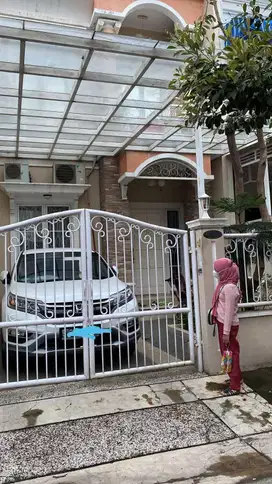 Dijual Rumah 2 lt di Royal Residence Pulogebang Cakung, Jakarta timur