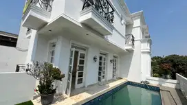 Rumah Modern Rasa Villa di Ampera Jakarta Selatan