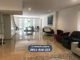 Disewakan Rumah Mewah Kemang Selatan
