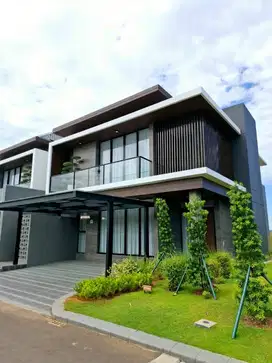 RUMAH MEWAH SUMMARECON MAKASSAR