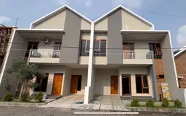 JARANG ADA RUMAH SIAP HUNI DALAM CLUSTER FASILITAS MASJID DEKAT UNS