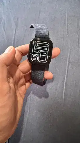 Apple watch 10 46mm black like new dan masih garansi