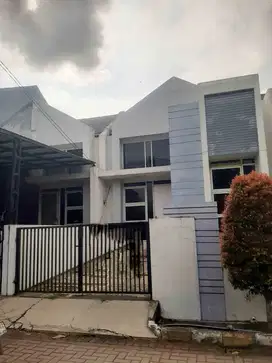 Dijual Rumah Murah di Perumahan Regency Melati Mas Serpong