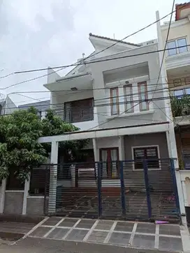 SEWA RUMAH SIAP HUNI DI KELAPA NIAS