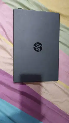 Laptop HP 245 G10 Ryzen 3 second mulus