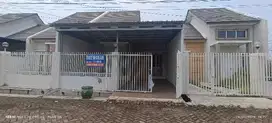 Rumah Sewa  Mungil selangkah Surabaya