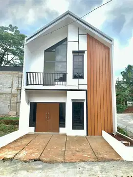 Rumah Mewah 2 Lantai Pinggir Jalan Utama di Kab. Bogor