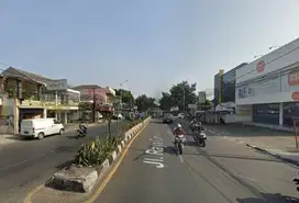 jual cepat! harga Njop tanah ada bangunan mainroad lokasi ramai