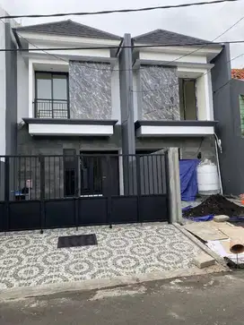 Dijual rumah baru termurah Rungkut Asri Barat 2 lantai